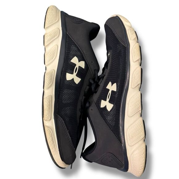 Under Armour Navy Running Shoes Men 7.5 Lightweight Active Everyday Sneaker